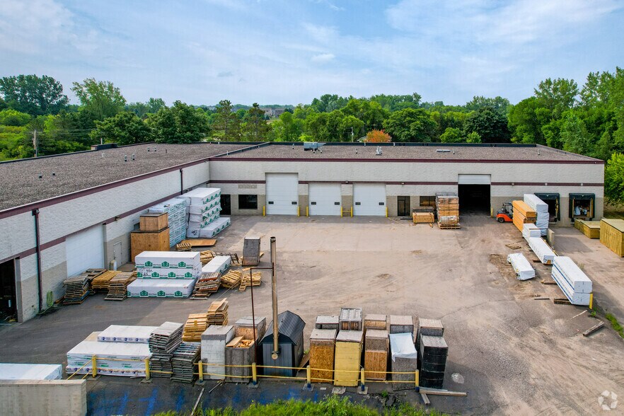 More Photos Of 6805 20th Ave S, Centerville Manufacturing For Lease