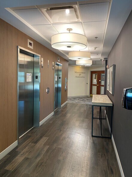 More Photos Of 375 Southpointe Blvd, Canonsburg Office For Lease