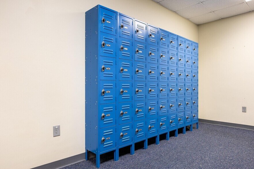 More Photos Of 240 Edwards St, Cleveland Office For Sale