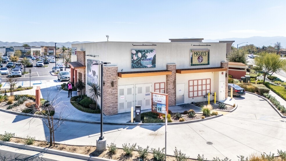 More Photos Of 13382 Limonite Ave, Eastvale Fast Food For Sale