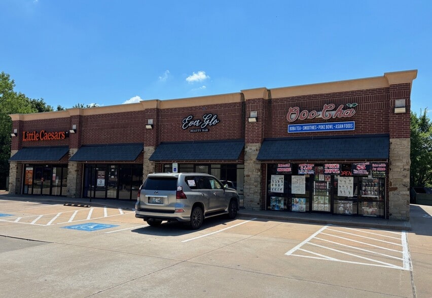 More Photos Of 2500-2524 W Edmond Rd, Edmond Storefront For Lease