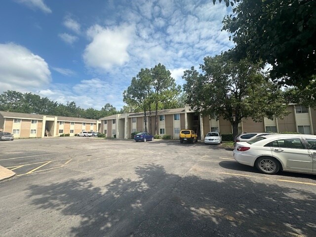 More Photos Of 6321 E 9th St, Tulsa Apartments For Sale