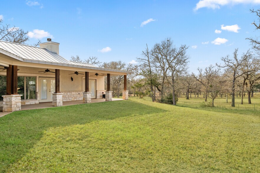 More Photos Of 145 State Loop 92, La Grange Specialty For Sale