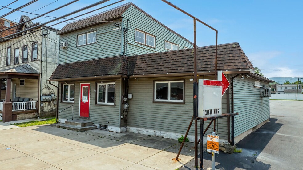 More Photos Of 430 W 3rd St, Nescopeck Restaurant For Sale