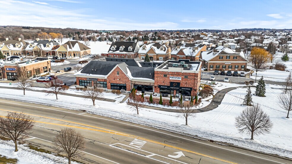 More Photos Of 40W188 Campton Crossings Dr, St Charles Restaurant For Sale