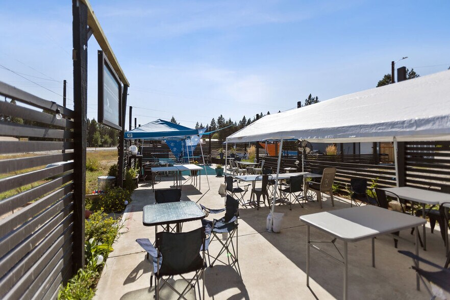 More Photos Of 802 S Shore Diamond Lake Rd, Newport Restaurant For Sale