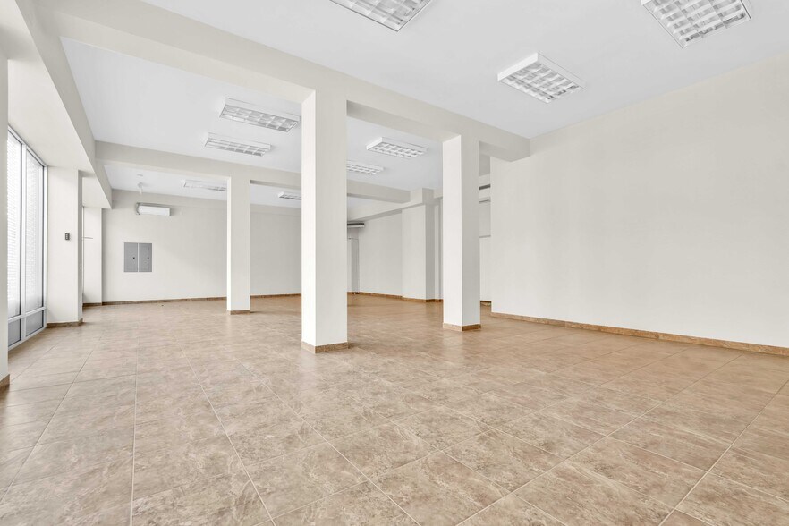 More Photos Of 405-407 Gates Ave, Brooklyn Loft Creative Space For Lease