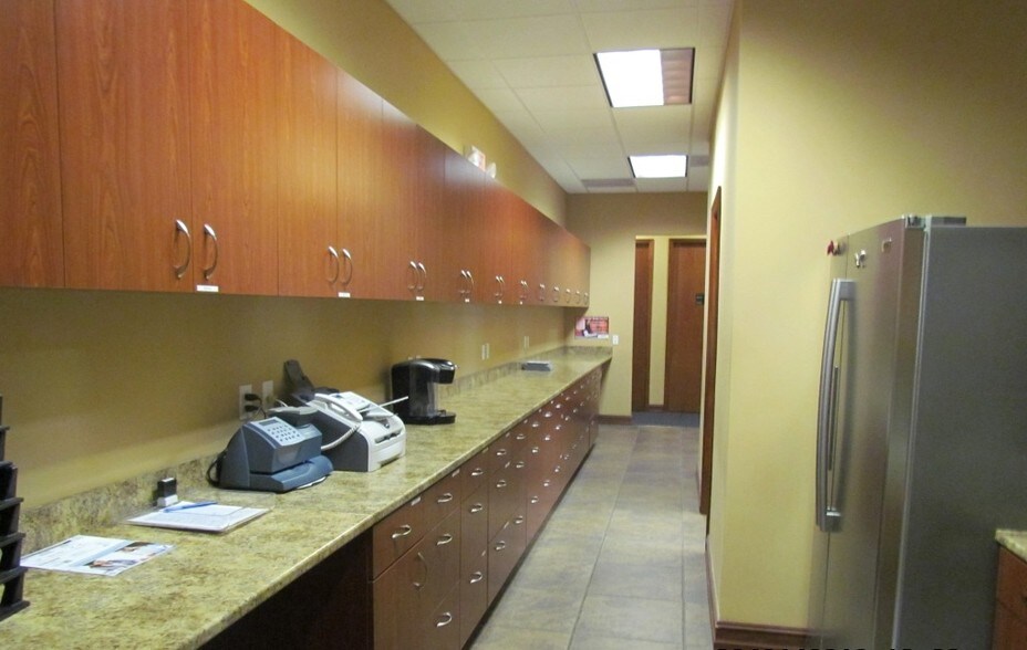 More Photos Of 1391 Sawgrass Corporate Pky, Sunrise Office For Sale