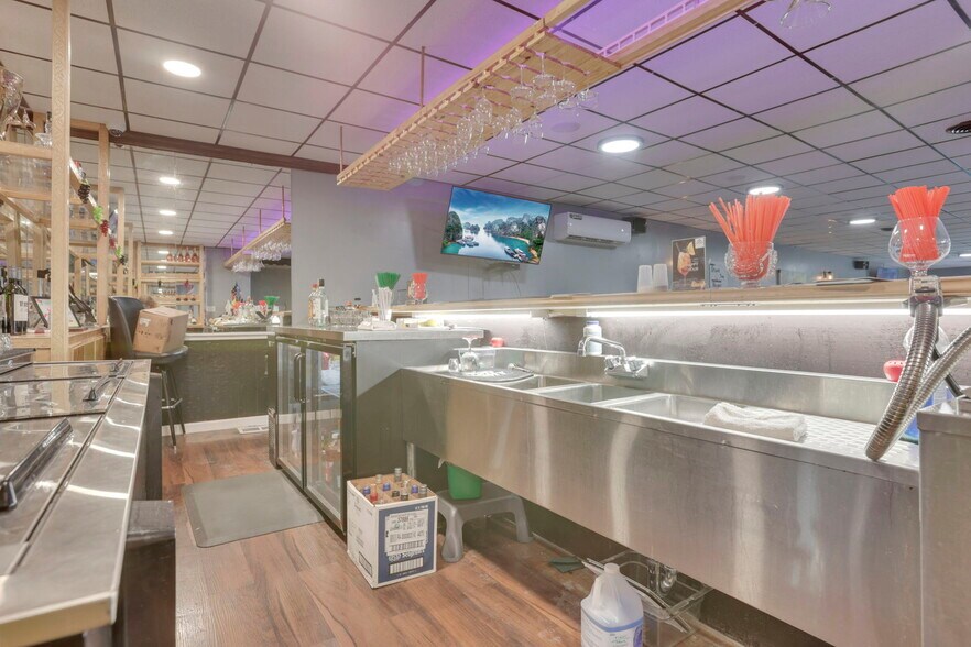 More Photos Of 609 Mill St, New Lexington Restaurant For Sale