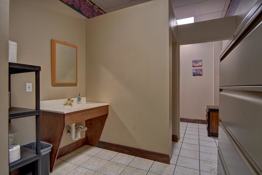 More Photos Of 5105 Old Ellis Pt, Roswell Office For Lease