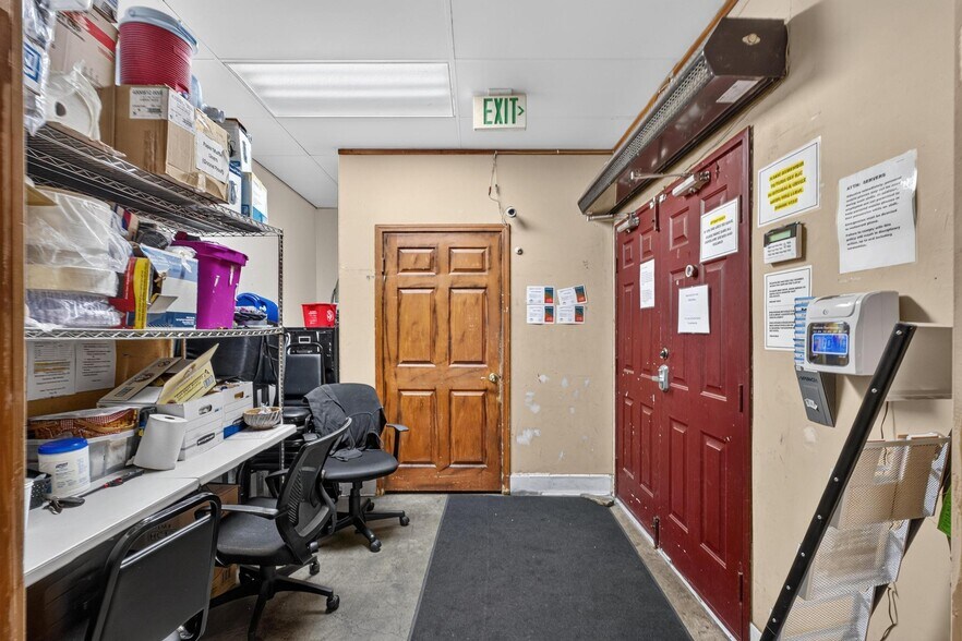 More Photos Of 25501 Narbonne Ave, Lomita General Retail For Sale