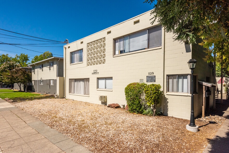 More Photos Of 505 Franklin St, Napa Apartments For Sale