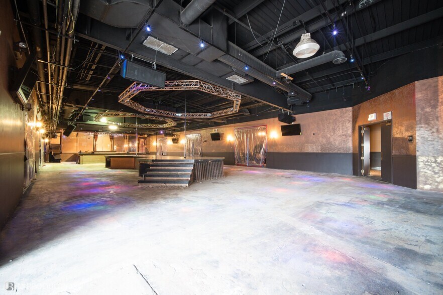 More Photos Of 12054 S Doty Ave, Chicago Warehouse For Sale