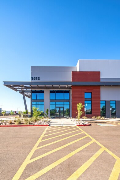 More Photos Of 9512 E Elliot Rd, Mesa Warehouse For Lease