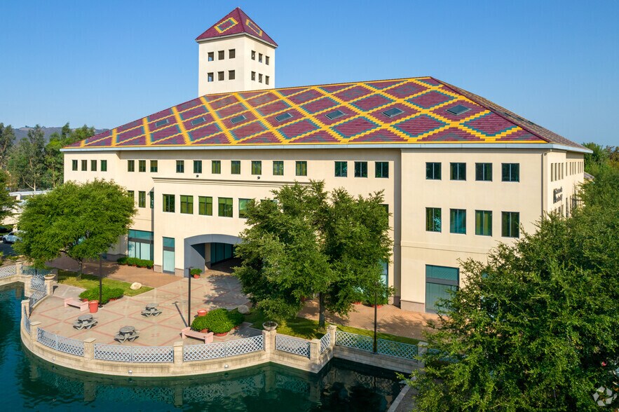 More Photos Of 27555 Ynez Rd, Temecula Medical For Lease