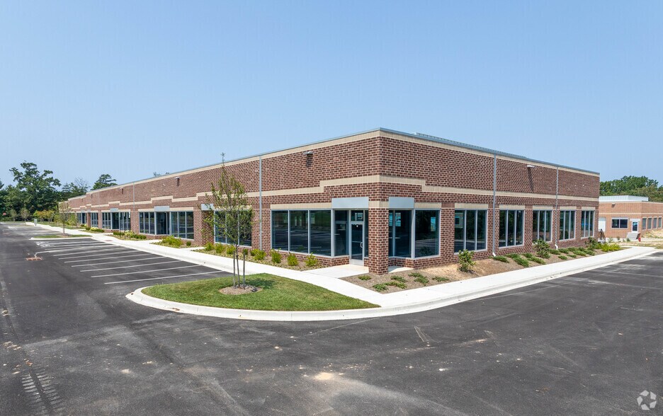 More Photos Of 1503 Signature Dr, Hanover Unknown For Lease