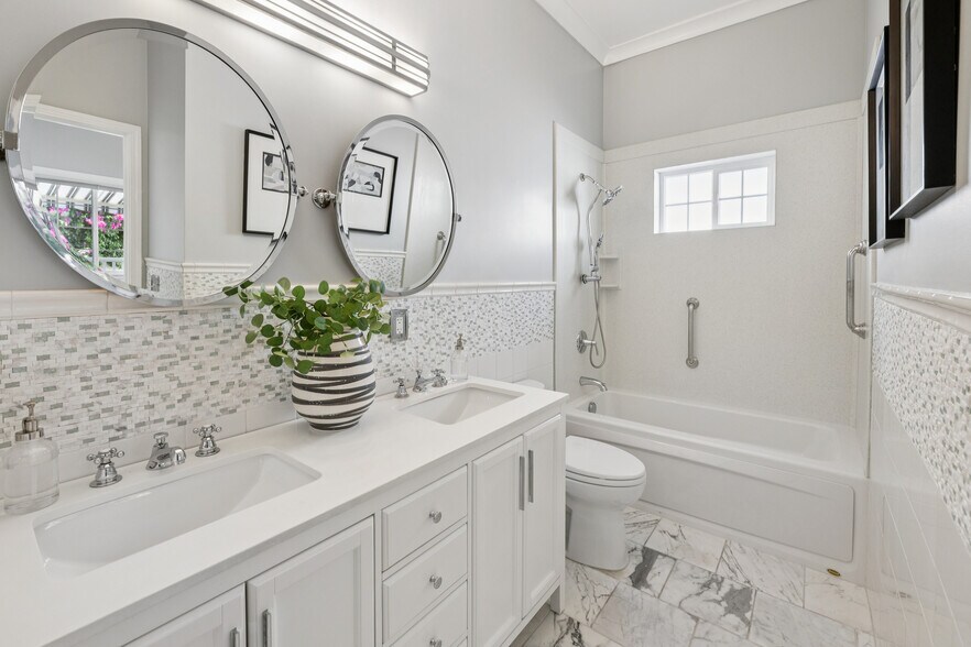 More Photos Of 917 Howard Ave, Burlingame Office Residential For Sale