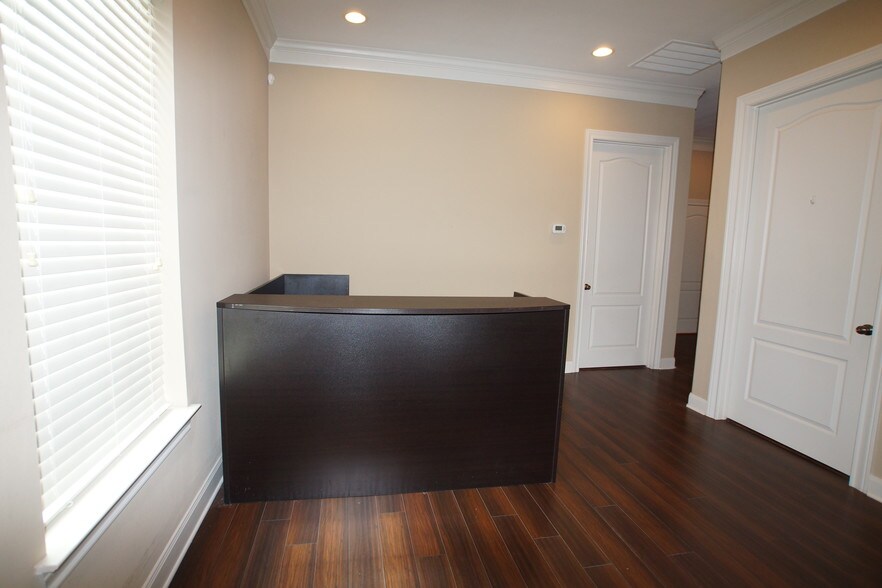 More Photos Of 4501 Cartwright Rd, Missouri City Medical For Lease
