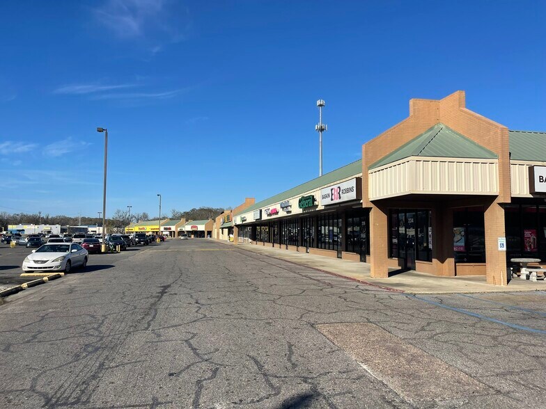 More Photos Of 280 Main St, Baker Unknown For Lease