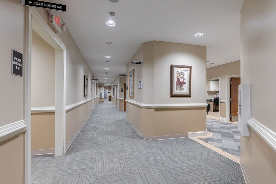 More Photos Of 1500 Langford Dr, Watkinsville Medical For Sale