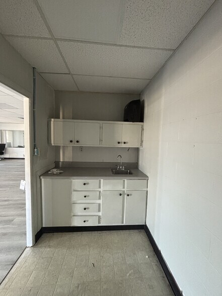 More Photos Of 292 N Magnolia Dr, Tallahassee Office For Lease