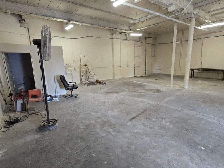 More Photos Of 42 Independence St, Rochester Food Processing For Lease