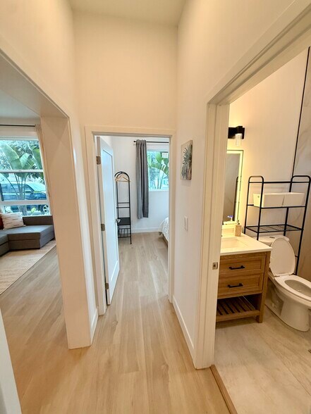 More Photos Of 2175-2177 Bacon St, San Diego Apartments For Sale