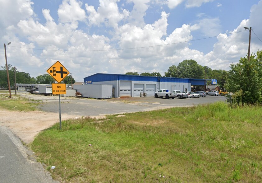 More Photos Of 1715 N Cannon Blvd, Kannapolis Auto Repair For Sale