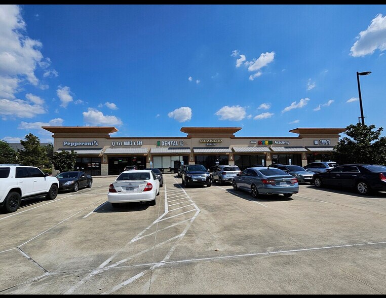 More Photos Of 12567 W Broadway St, Pearland Unknown For Lease