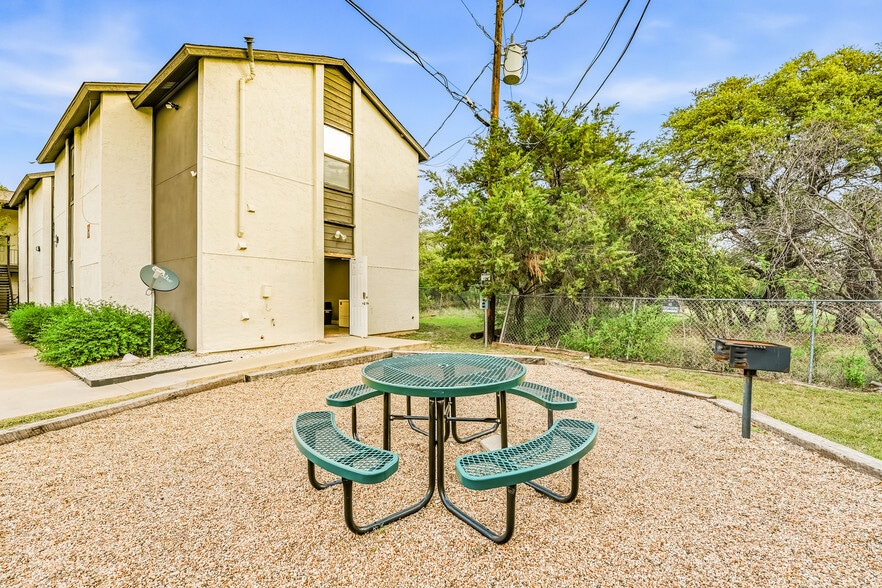 More Photos Of 3707 Buffalo Springs Trl, Georgetown Apartments For Sale