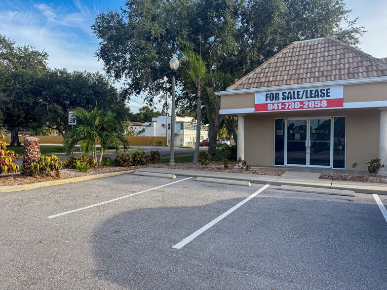 More Photos Of 6010 Park Blvd, Pinellas Park Medical For Lease