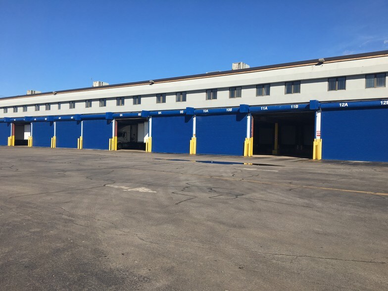 More Photos Of 4039 Genesee St, Cheektowaga Distribution For Lease