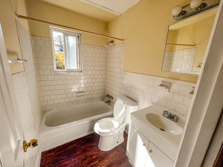 More Photos Of 1901-1909 N Forest Park Ave, Baltimore Apartments For Sale