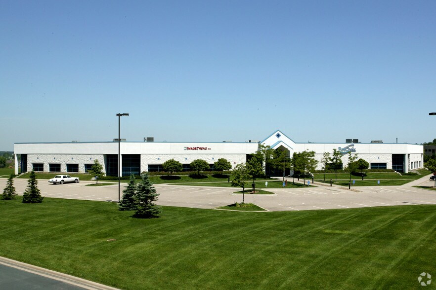 More Photos Of 20855 Kensington Blvd, Lakeville Office For Lease