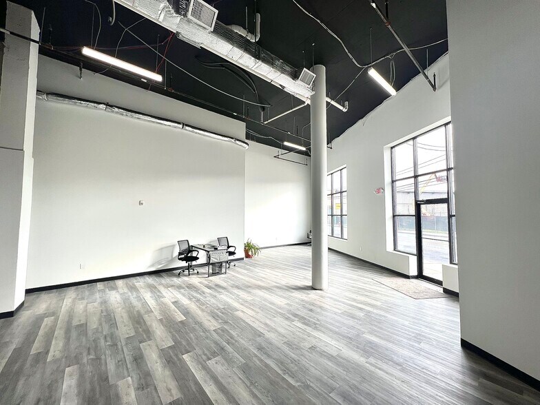 More Photos Of 660 Grand St, Jersey City Storefront Retail Residential For Lease