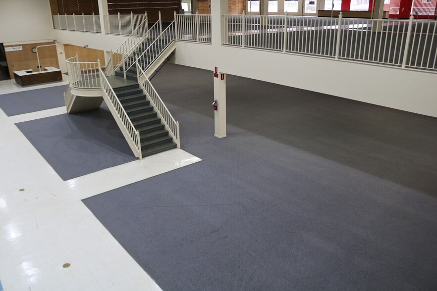 More Photos Of 6600 N Tryon St, Charlotte General Retail For Sale