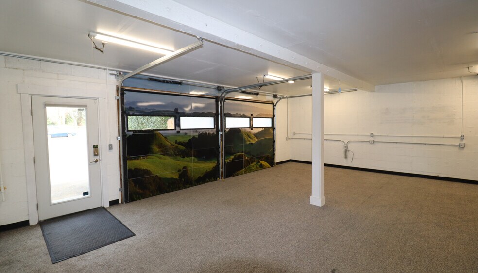 More Photos Of 1245 Main St, Springfield Office For Lease