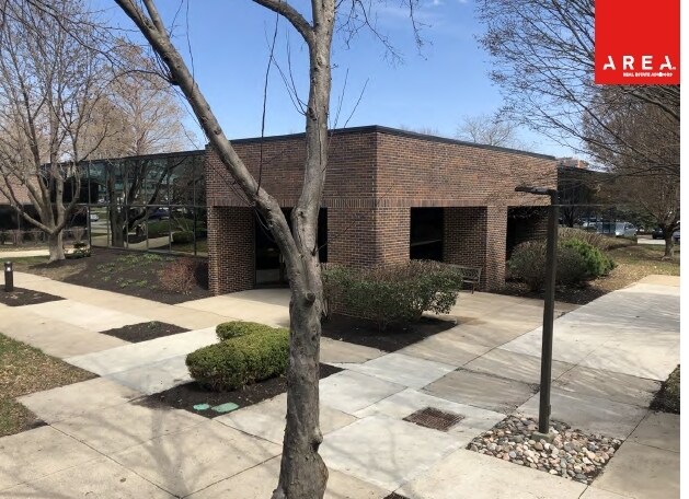 More Photos Of 5320 College Blvd, Overland Park Medical For Sale
