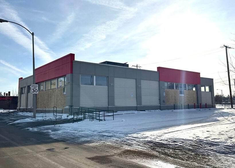Primary Photo Of 2329 W North Ave, Milwaukee Freestanding For Lease