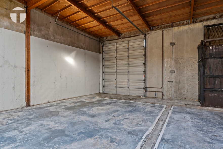 More Photos Of 3144 Diablo Ave, Hayward Warehouse For Sale