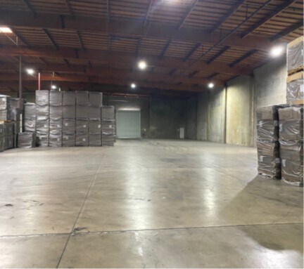 More Photos Of 330 S Riverside Dr, Modesto Warehouse For Lease