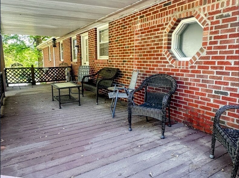 More Photos Of 1104 Old Charlotte Rd, White Bluff Assisted Living For Lease