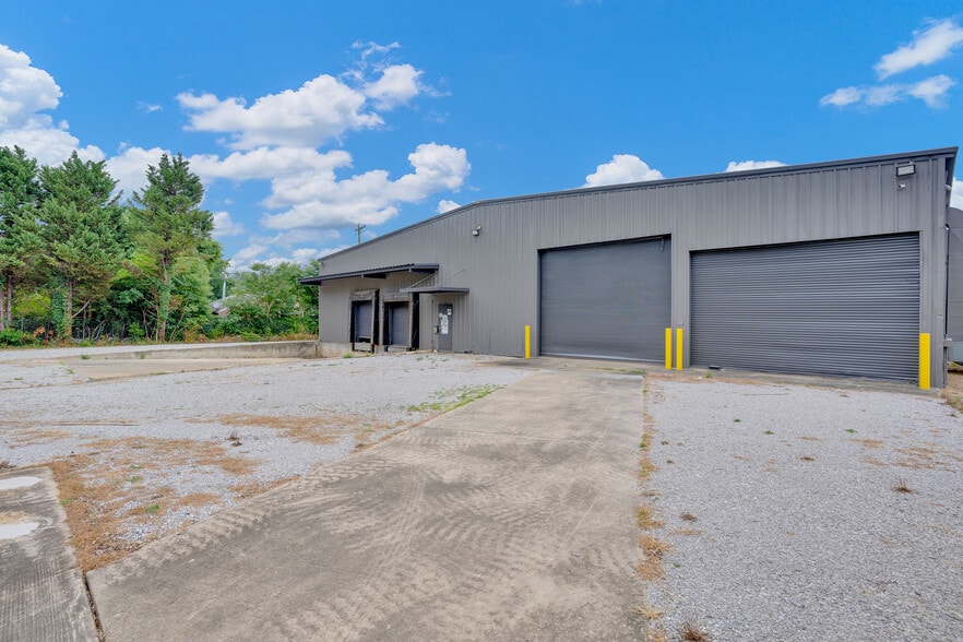 More Photos Of 3501 Saint Elmo Ave, Chattanooga Distribution For Lease