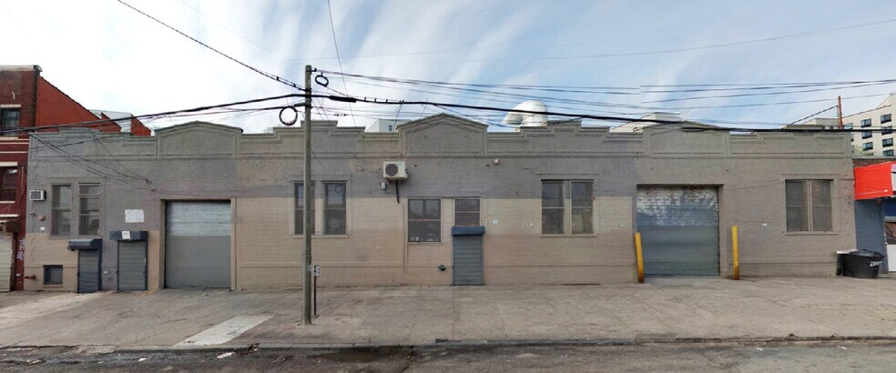 Primary Photo Of 1835 Carter Ave, Bronx Warehouse For Lease