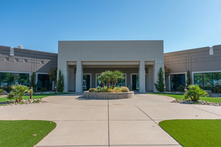 Primary Photo Of 7330 N Palm Ave, Fresno Office For Lease