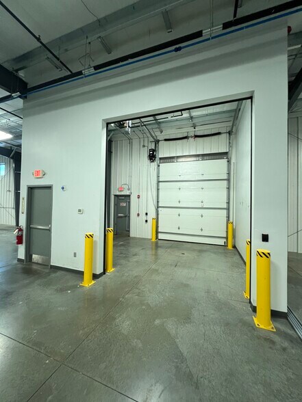 More Photos Of 2980 E Coliseum Blvd, Fort Wayne Industrial For Lease