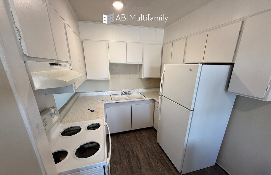 More Photos Of 376 N 15th St, Las Vegas Apartments For Sale