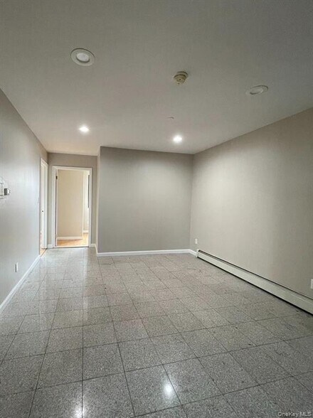 More Photos Of 13225 Pople Ave, Flushing Apartments For Sale