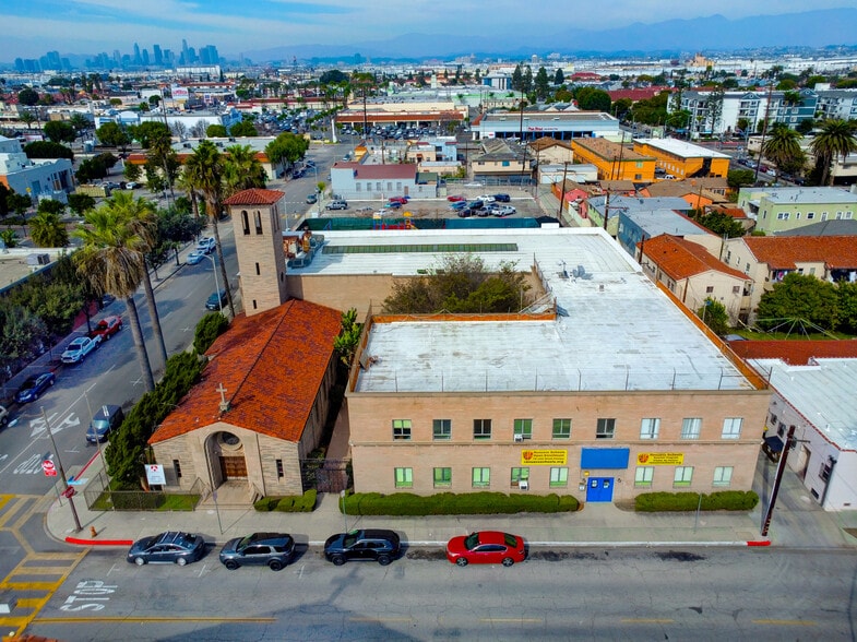 More Photos Of 2665 Clarendon Ave, Huntington Park Religious Facility For Lease