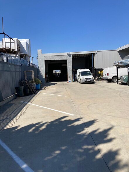More Photos Of 9600 Klingerman St, South El Monte Warehouse For Lease